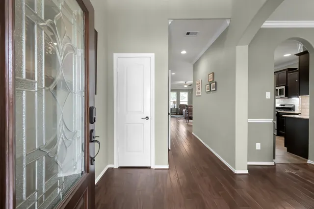 $348,900 | 31718 Ravens Bluff Lane, Spring, TX 77386