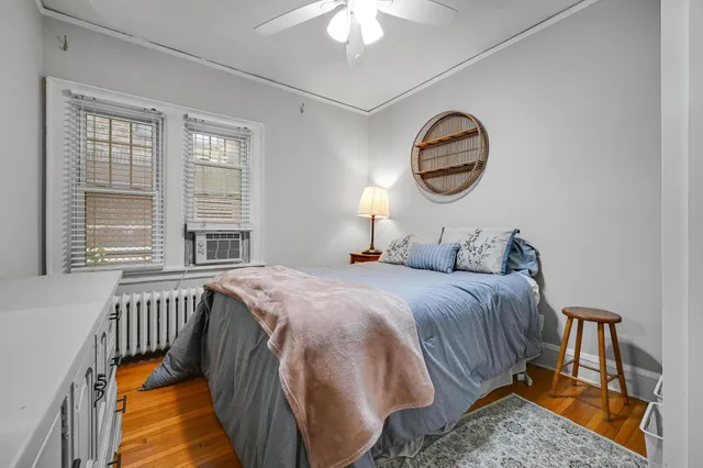 $224,900 | 3501 Dupont Avenue South, Unit 1, Minneapolis, MN 55408