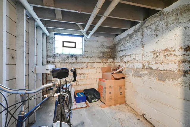 $224,900 | 3501 Dupont Avenue South, Unit 1, Minneapolis, MN 55408