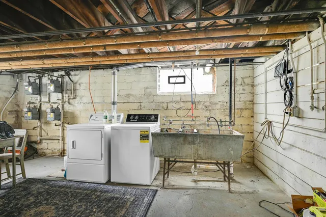 $224,900 | 3501 Dupont Avenue South, Unit 1, Minneapolis, MN 55408