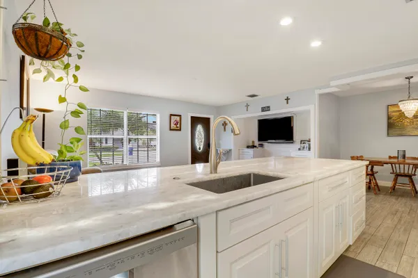 $599,000 | 503 North Perry Avenue, Jupiter, FL 33458