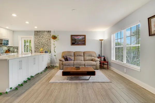 $599,000 | 503 North Perry Avenue, Jupiter, FL 33458