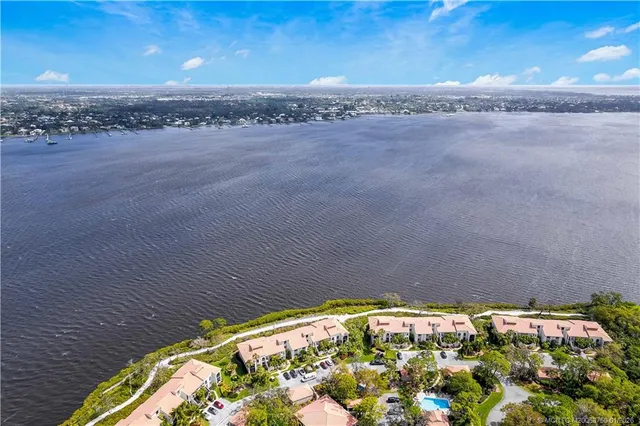 $225,000 | 2544 Northwest Seagrass Drive, Unit 6B, Palm City, FL 34990