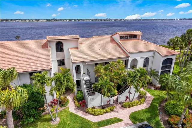 $225,000 | 2544 Northwest Seagrass Drive, Unit 6B, Palm City, FL 34990