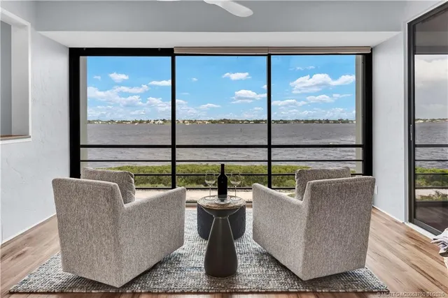 $225,000 | 2544 Northwest Seagrass Drive, Unit 6B, Palm City, FL 34990