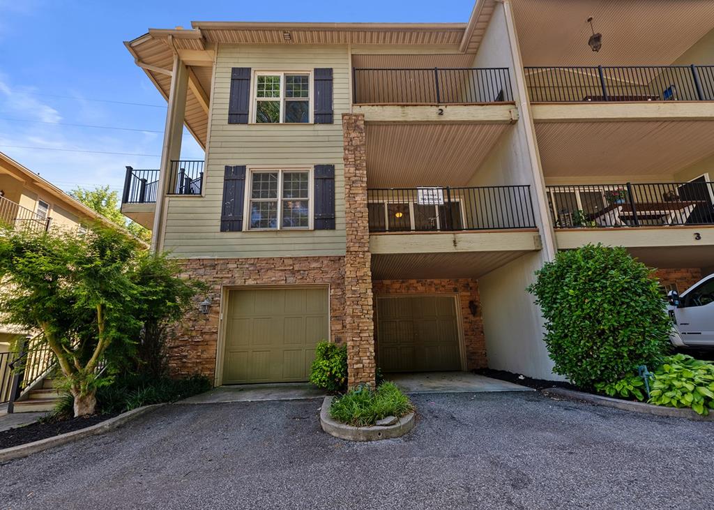 2145 Ridgecrest Circle, Unit 1 Hiawassee, GA 30546 - Photo 1 of 21 Main View