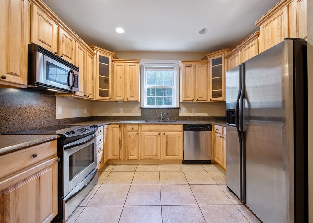 2145 Ridgecrest Circle, Unit 1 Hiawassee, GA 30546 - Photo 3 of 21