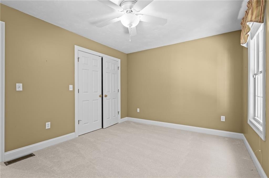 125 W Road Cumberland, RI 02864 - Photo 26 of 39 Gallery Image 26