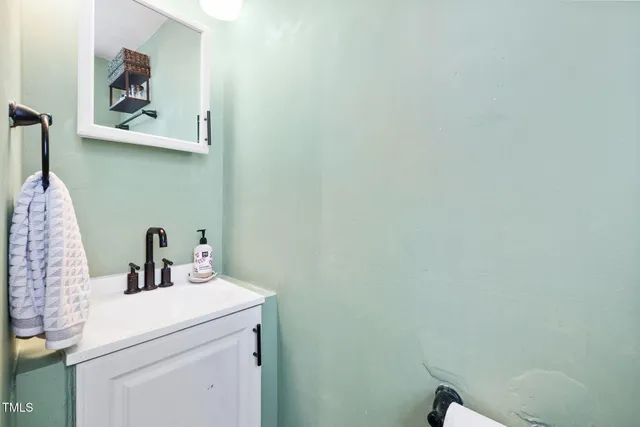 $228,000 | 1465 Maplewood Drive, Durham, NC 27704