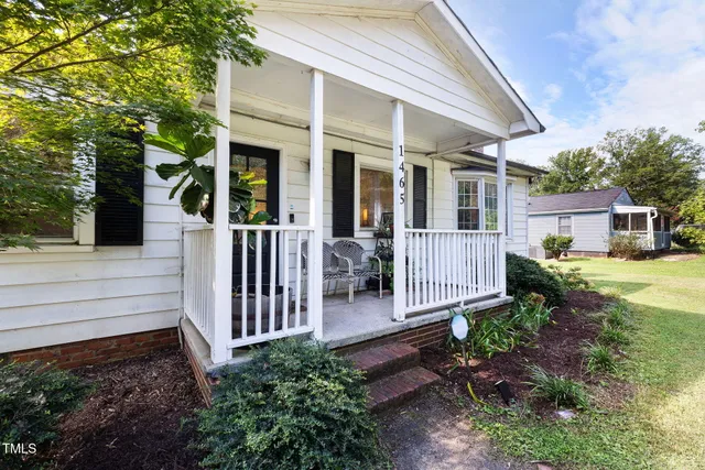 $228,000 | 1465 Maplewood Drive, Durham, NC 27704