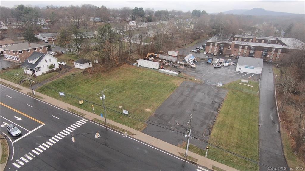 1280 East Main Street Meriden, CT 06450 - Photo 2 of 9 a view of a pool with a yard