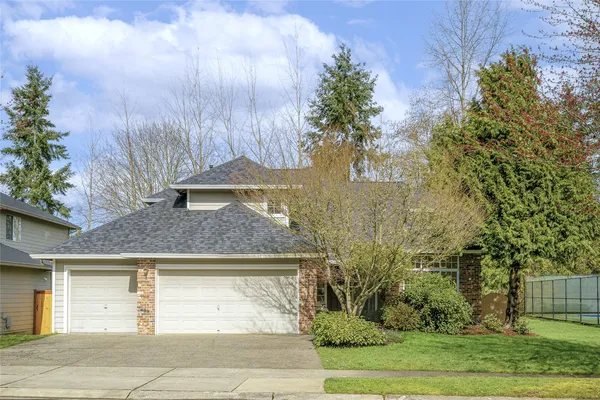$949,999 | 625 191st Street Southwest, Lynnwood, WA 98036