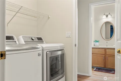 $949,999 | 625 191st Street Southwest, Lynnwood, WA 98036