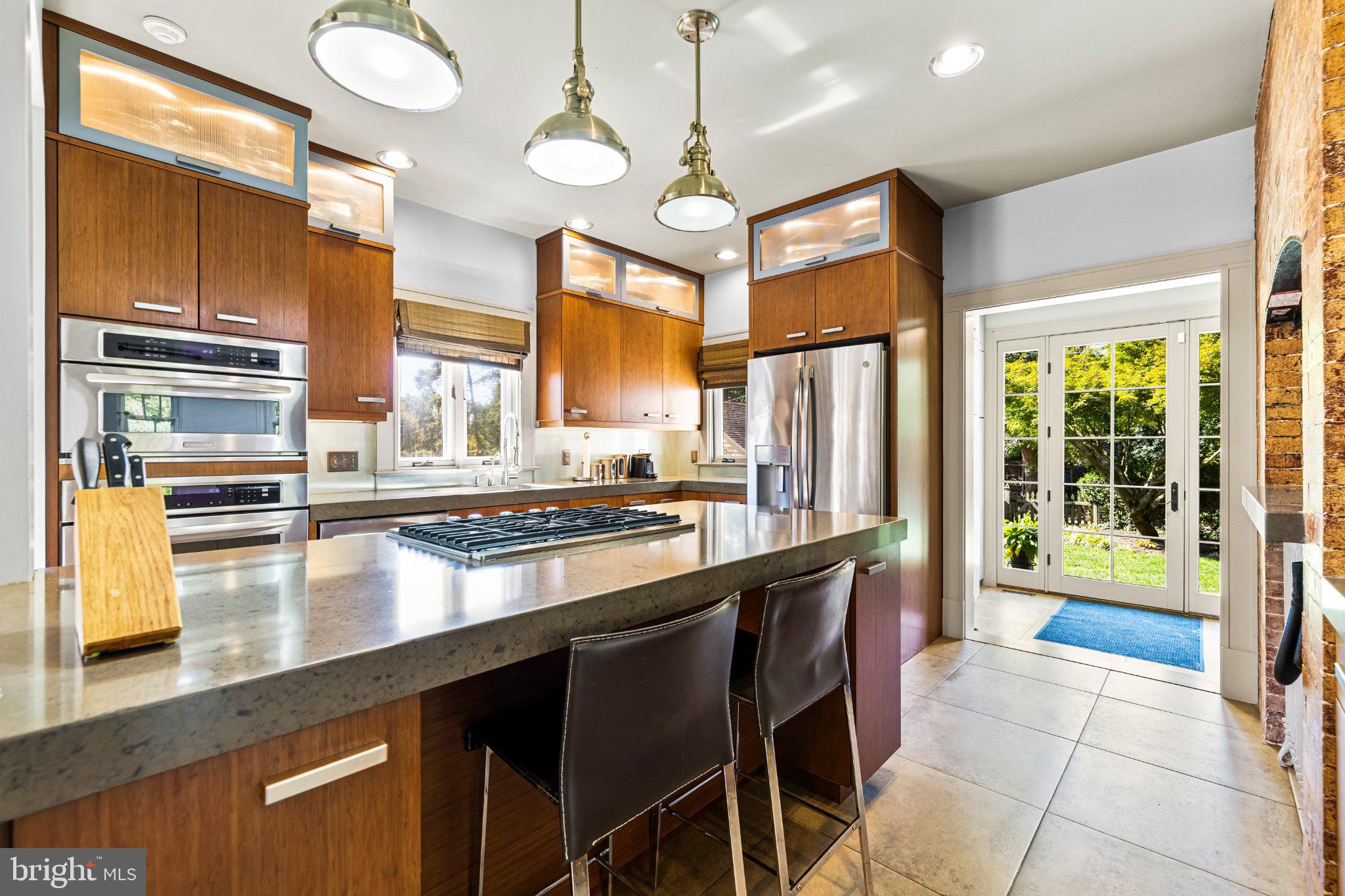 312 Oakdale Road Baltimore, MD 21210 - Photo 32 of 107 Kitchen with center island