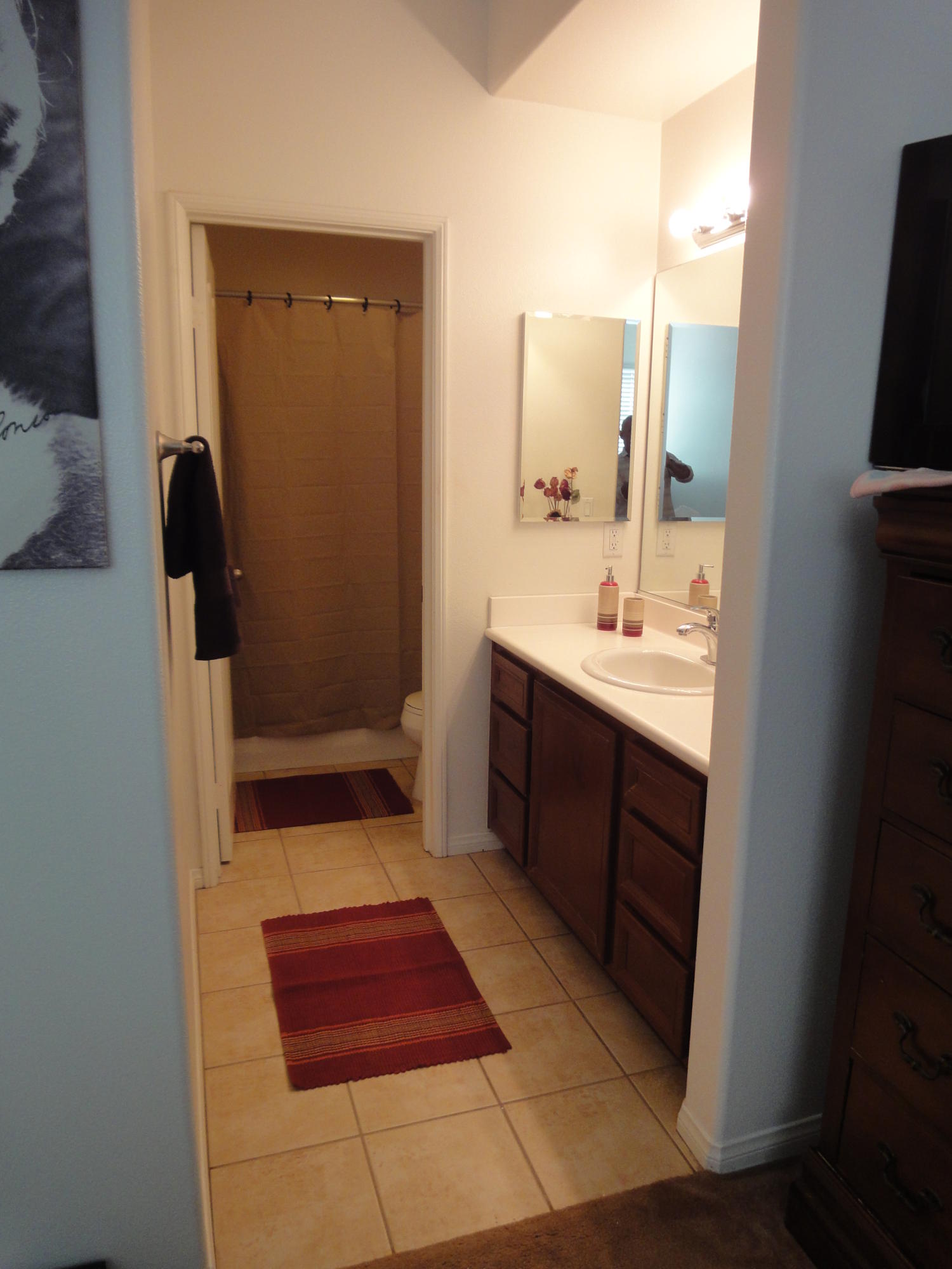 4144 Laredo Lane, Unit B Simi Valley, CA 93063 - Photo 18 of 31 LAREDO-17