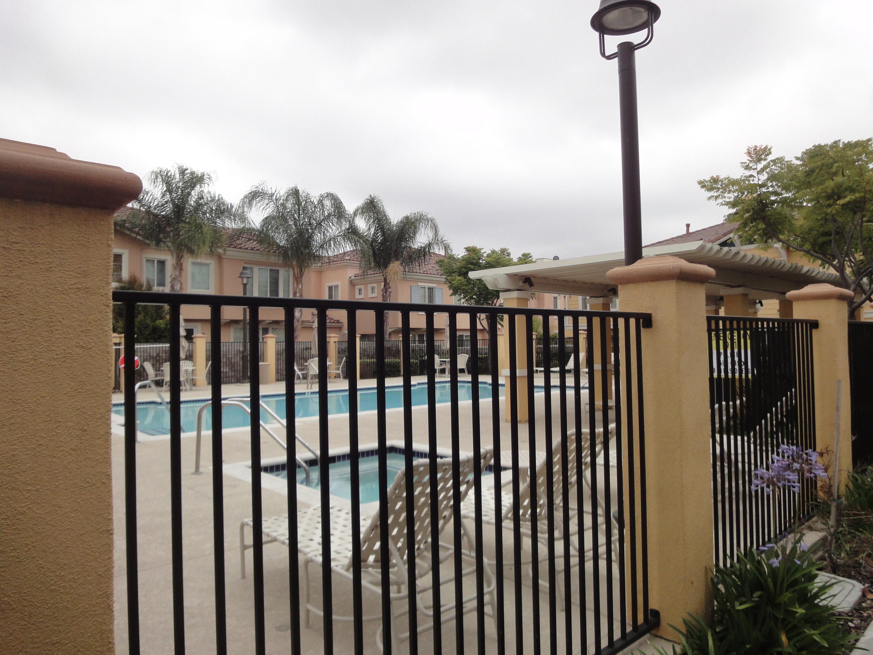 4144 Laredo Lane, Unit B Simi Valley, CA 93063 - Photo 26 of 31 26
