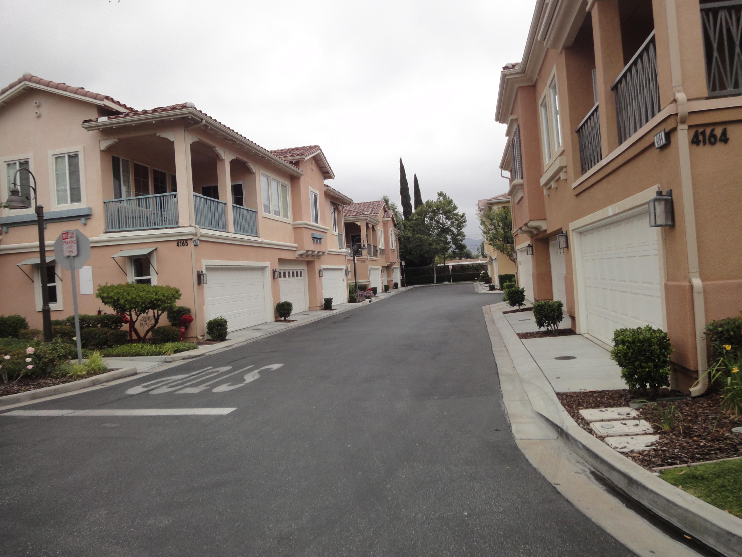 4144 Laredo Lane, Unit B Simi Valley, CA 93063 - Photo 28 of 31 28