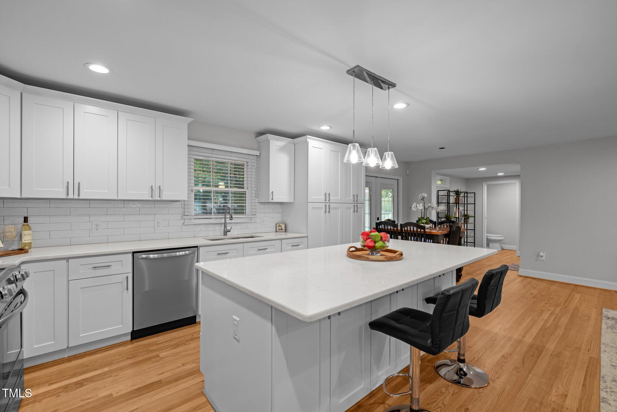 5208 Melbourne Road Raleigh, NC 27606 - Photo 14 of 39 44-web-or-mls-5Z8A5013