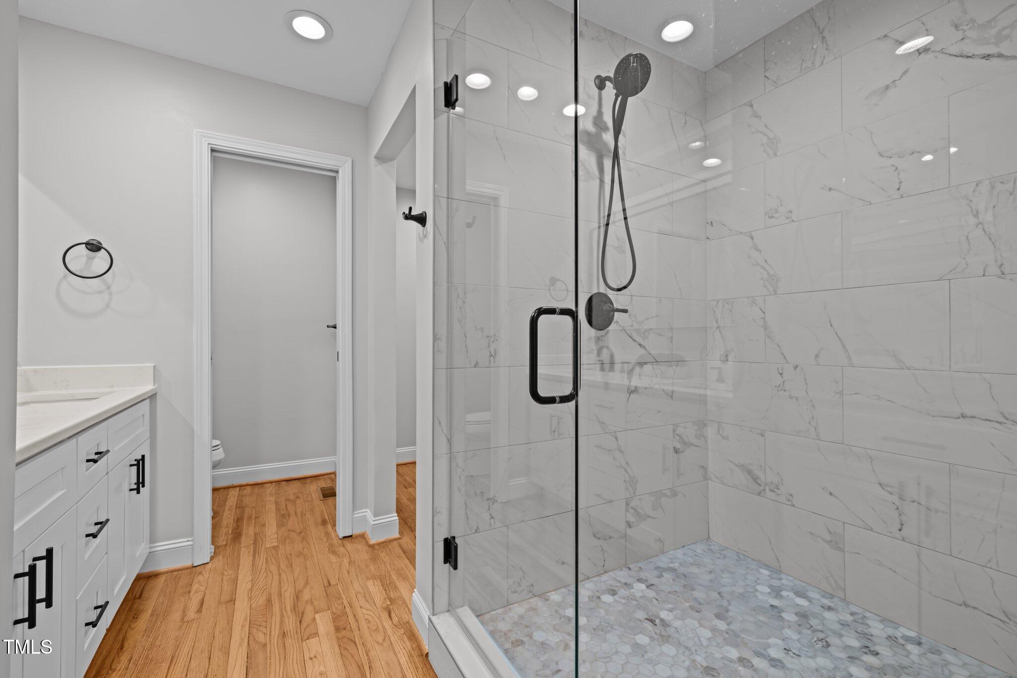 5208 Melbourne Road Raleigh, NC 27606 - Photo 27 of 39 32-web-or-mls-5Z8A4977