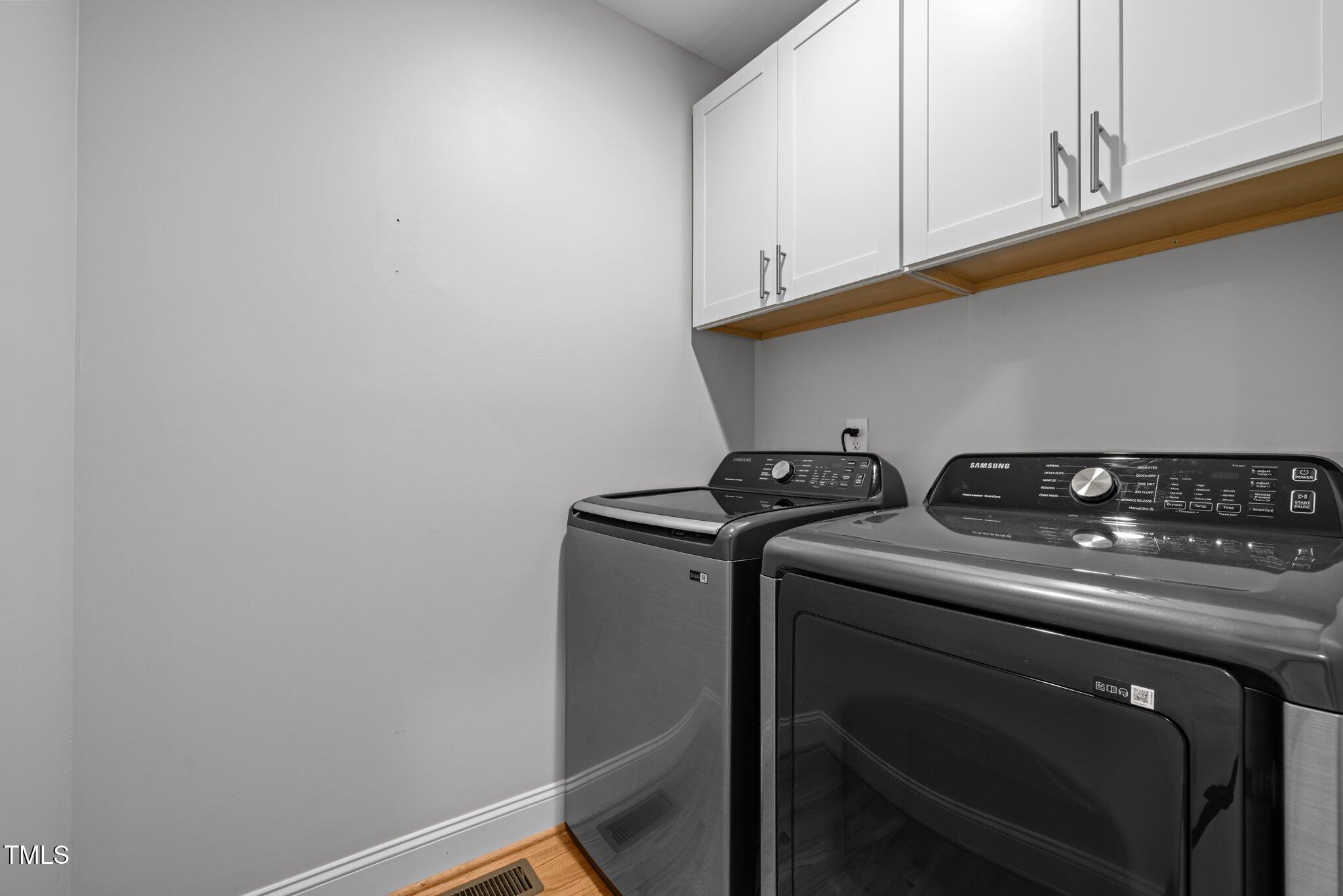 5208 Melbourne Road Raleigh, NC 27606 - Photo 31 of 39 22-web-or-mls-5Z8A4947