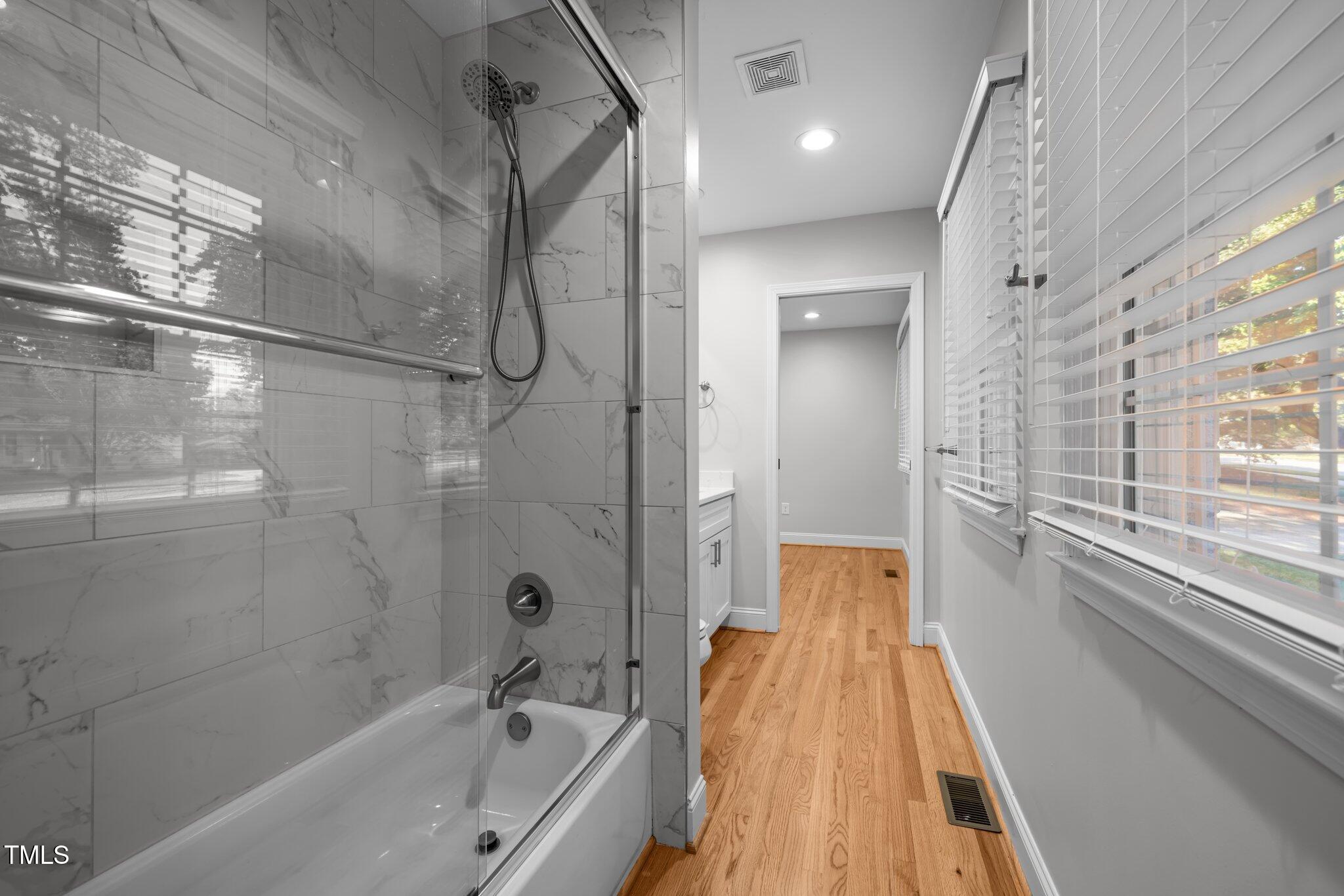 5208 Melbourne Road Raleigh, NC 27606 - Photo 34 of 39 25-web-or-mls-5Z8A4956