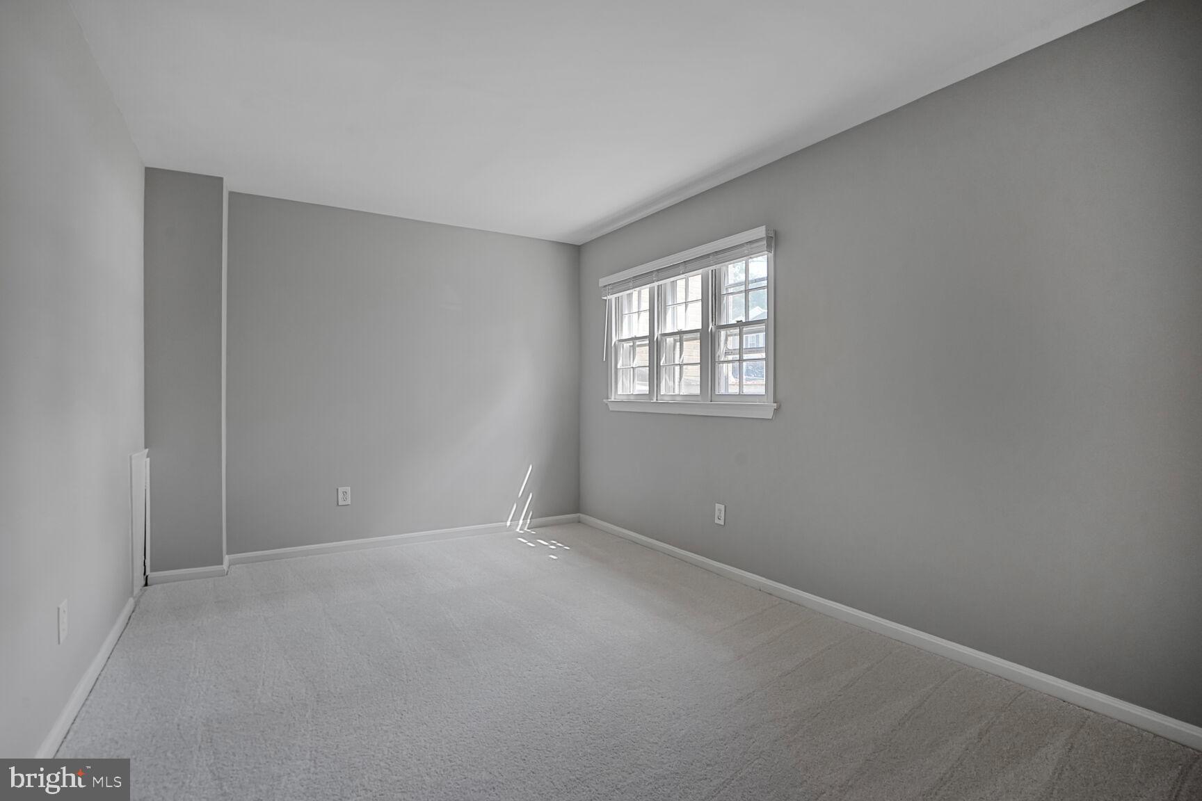 14490 Golden Oak Road Centreville, VA 20121 - Photo 16 of 22 Gallery Image 16