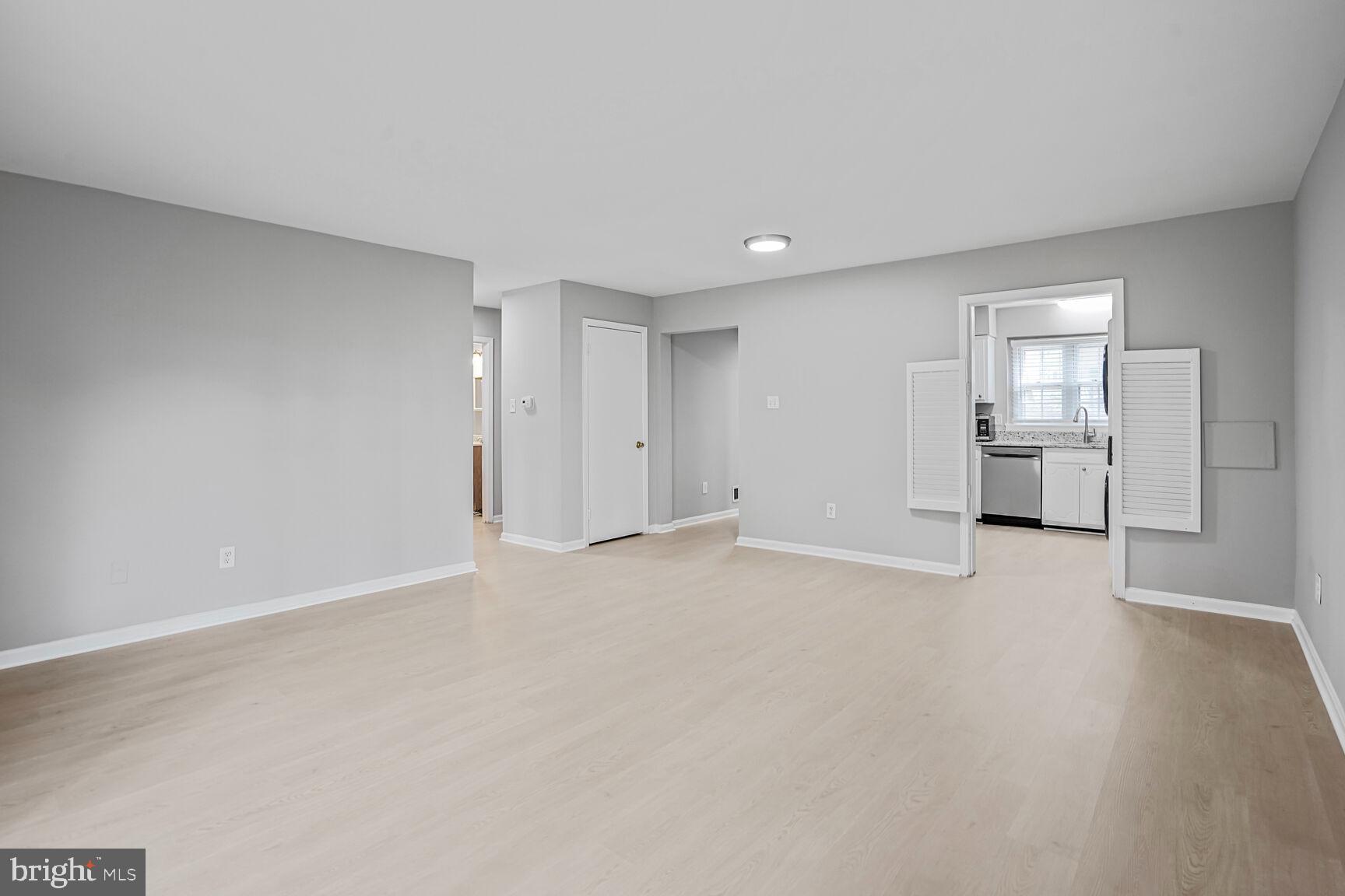 14490 Golden Oak Road Centreville, VA 20121 - Photo 8 of 22 Gallery Image 8