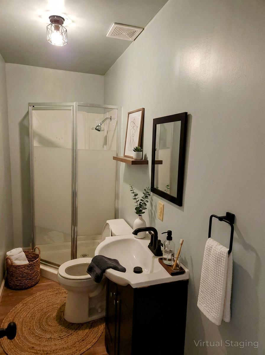 60 Sampson Road Hemingway, SC 29554 - Photo 6 of 14 Stage Bathroom