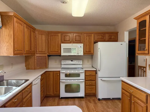 $550,000 | 115 Burr Oak Road, Redwood Falls, MN 56283