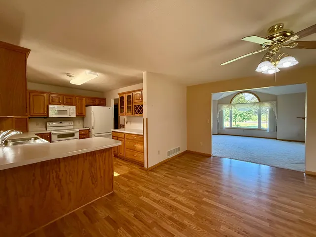 $550,000 | 115 Burr Oak Road, Redwood Falls, MN 56283