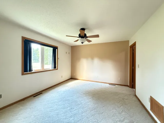 $550,000 | 115 Burr Oak Road, Redwood Falls, MN 56283