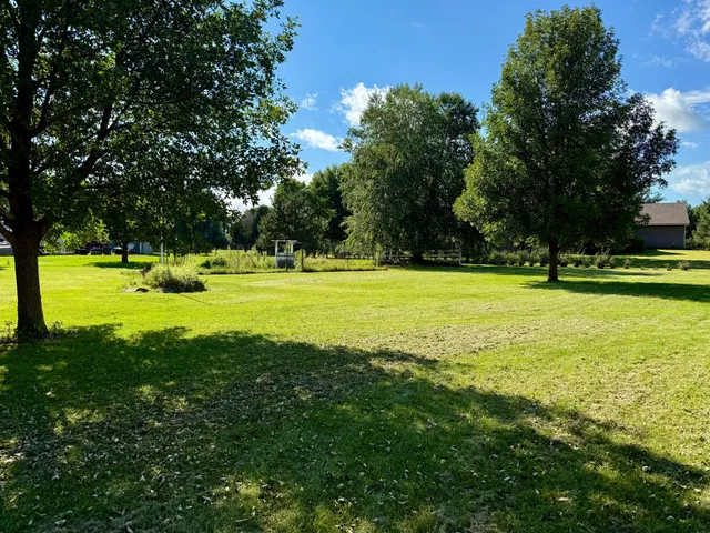 $550,000 | 115 Burr Oak Road, Redwood Falls, MN 56283