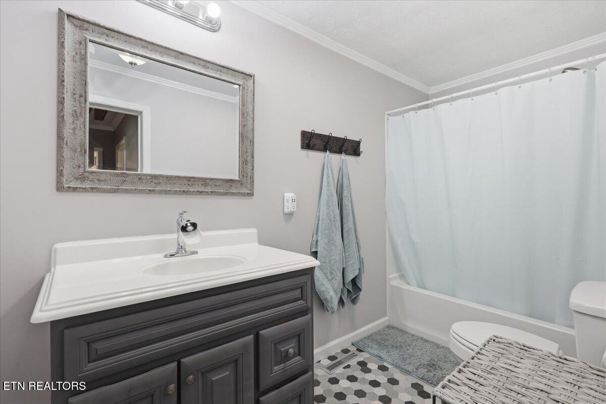 488 Long Hollow Road Maryville, TN 37801 - Photo 17 of 38 14-020_7K9A6920
