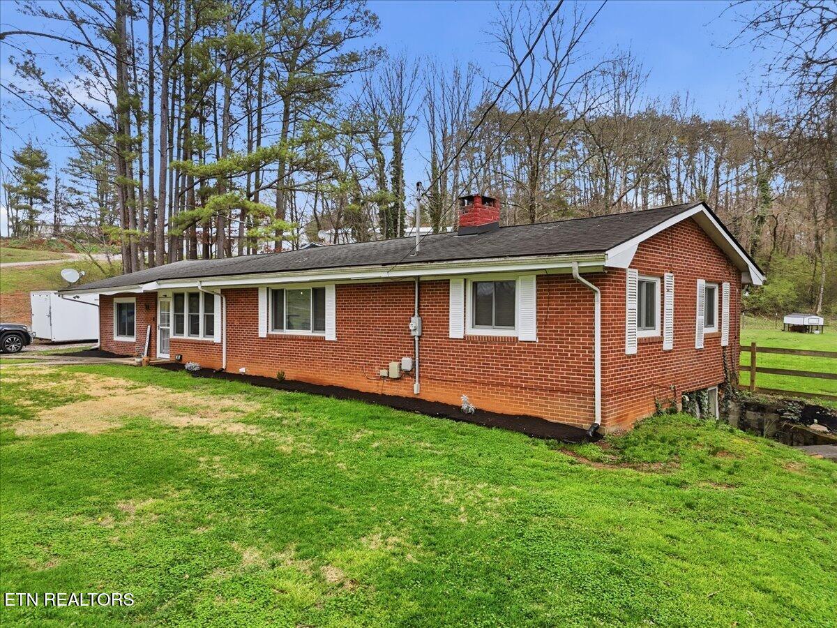 488 Long Hollow Road Maryville, TN 37801 - Photo 3 of 38 23-015_dji_fly_20260310_155814_0194_1773