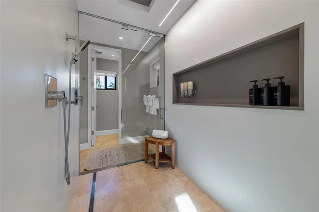 $28,995 | 616 Riviera Isle Drive, Fort Lauderdale, FL 33301