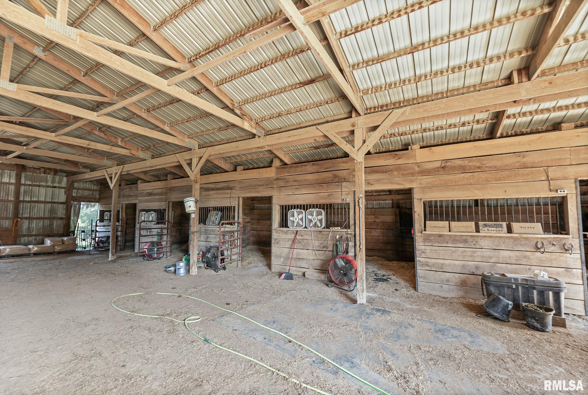 520 Deerfield Road Walnut Hill, IL 62893 - Photo 29 of 85