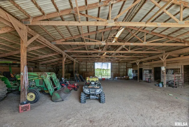 $1,800,000 | 520 Deerfield Road, Walnut Hill, IL 62893