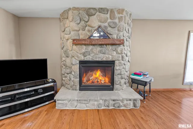 $1,800,000 | 520 Deerfield Road, Walnut Hill, IL 62893