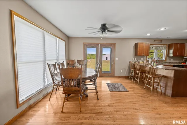 $1,800,000 | 520 Deerfield Road, Walnut Hill, IL 62893