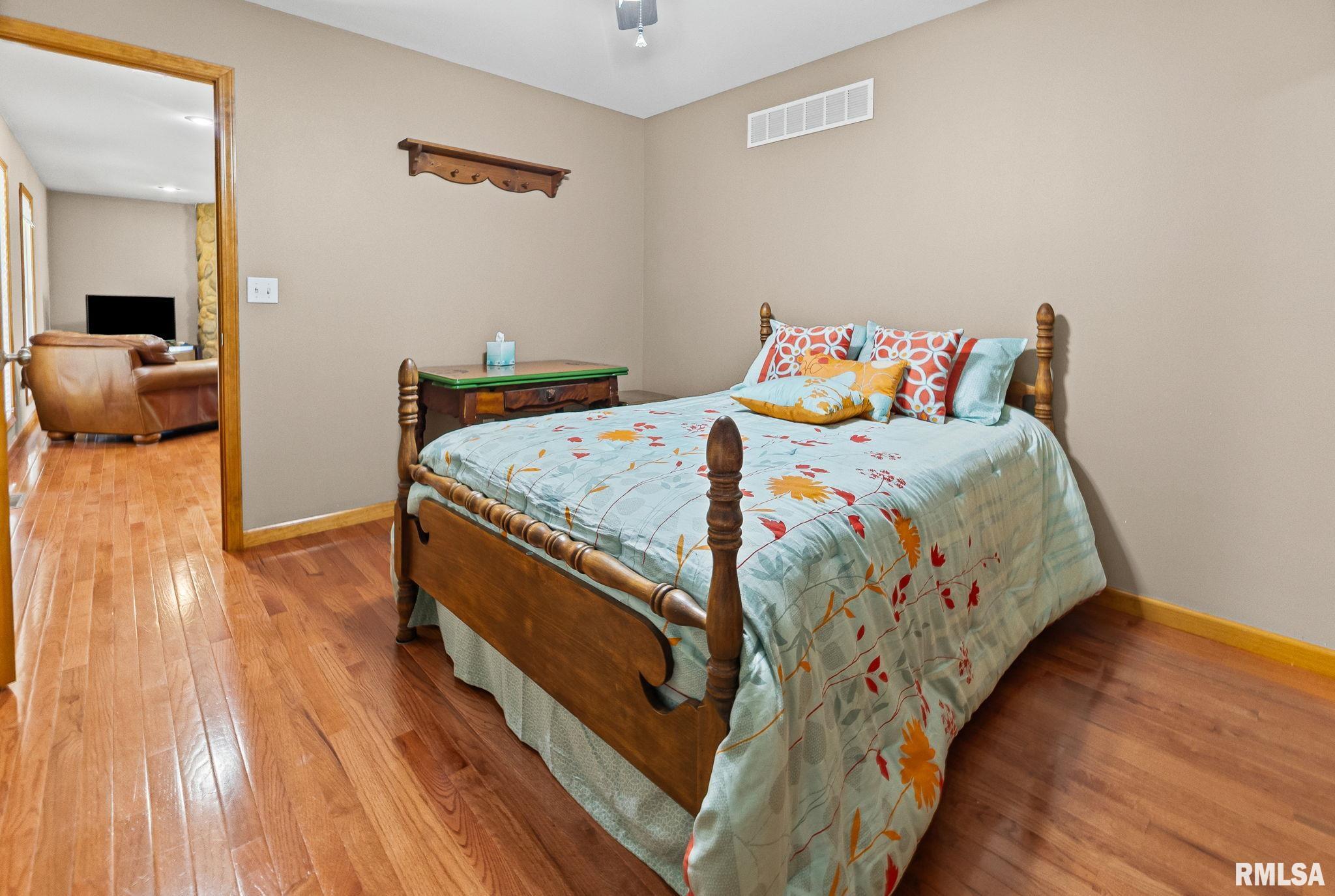 520 Deerfield Road Walnut Hill, IL 62893 - Photo 48 of 85