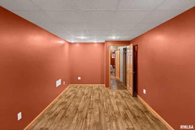 $1,800,000 | 520 Deerfield Road, Walnut Hill, IL 62893