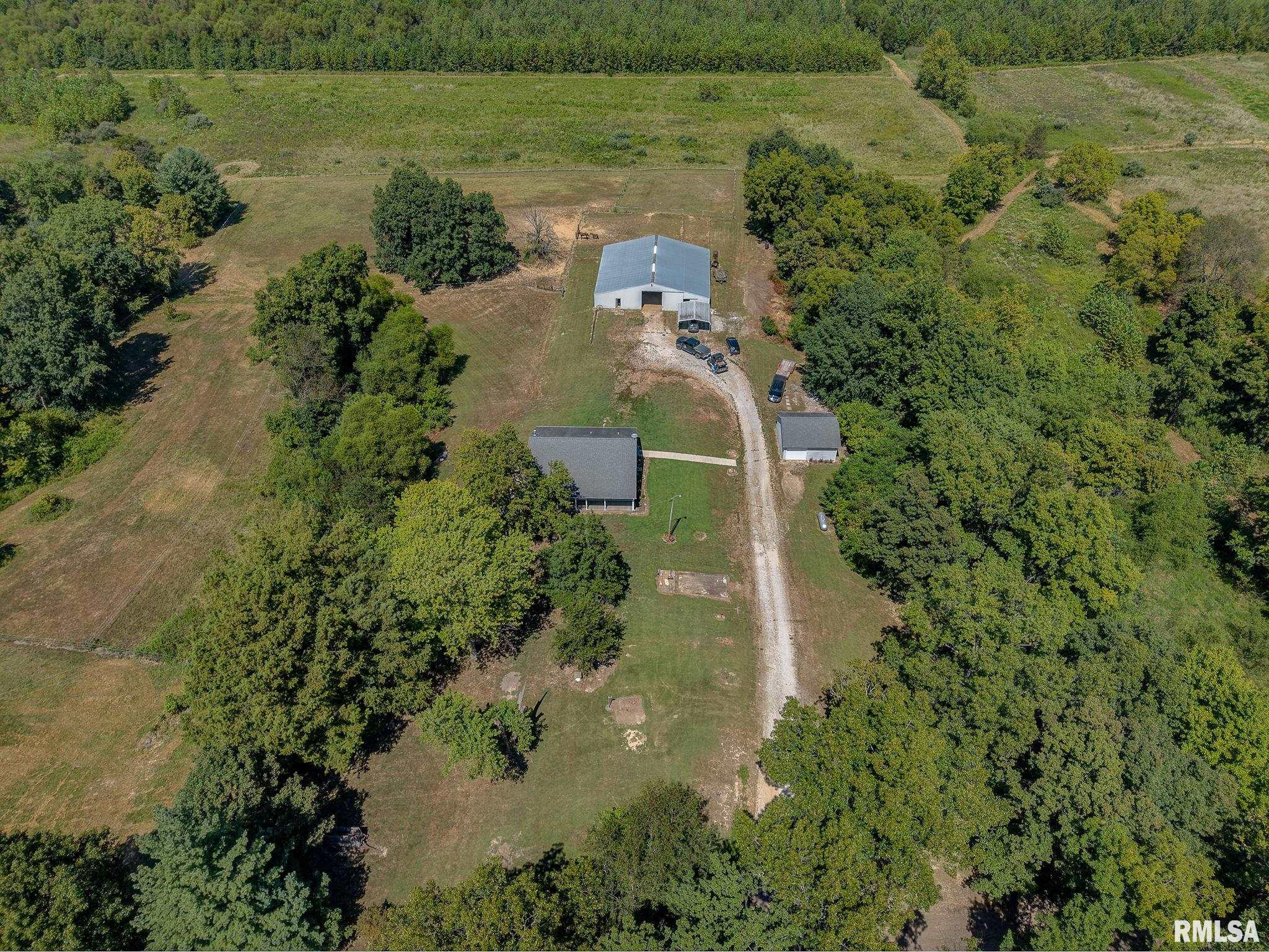 520 Deerfield Road Walnut Hill, IL 62893 - Photo 70 of 85