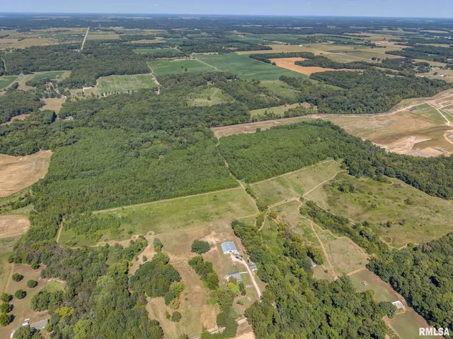 $1,800,000 | 520 Deerfield Road, Walnut Hill, IL 62893