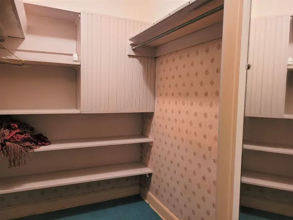 $167,900 | 1619 Ames Avenue, Winfield, KS 67156