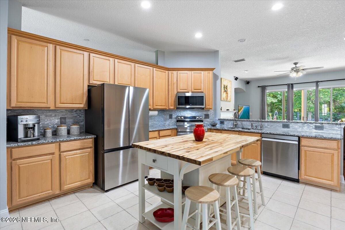 280 Edge Of Woods Road St. Augustine, FL 32092 - Photo 12 of 29 13-Kitchen