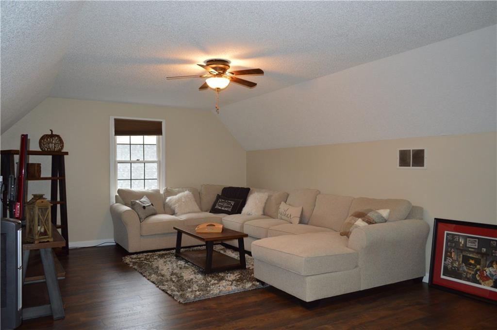 1131 Scanlon Lane Springfield, OH 45503 - Photo 9 of 14 Gallery Image 9