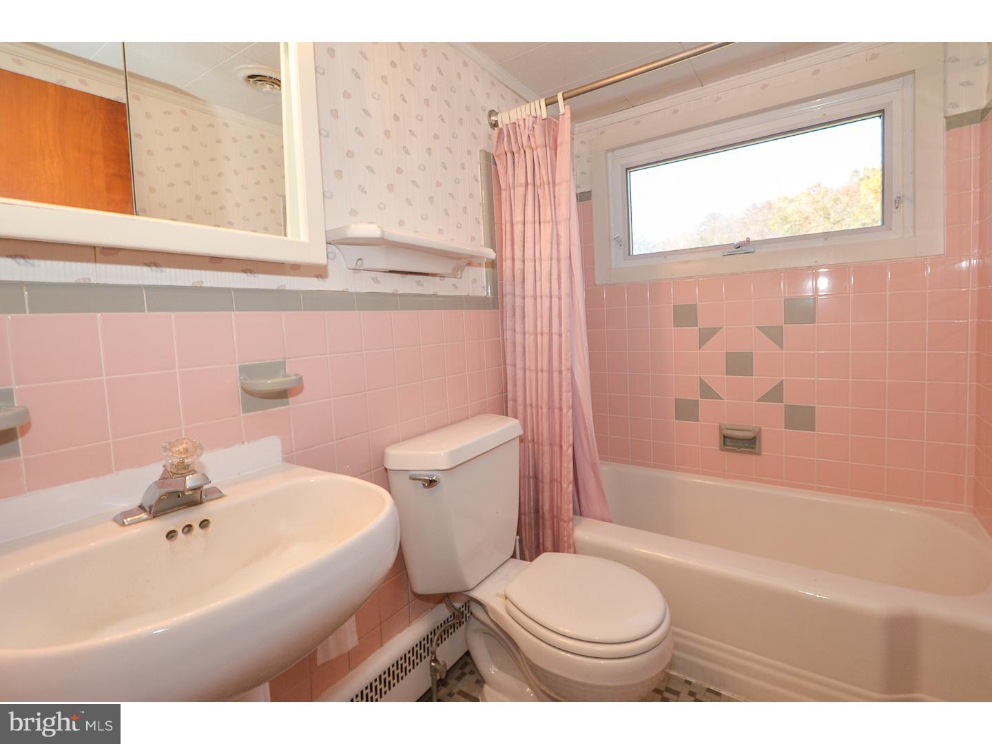 276 Callowhill Road Chalfont, PA 18914 - Photo 18 of 25