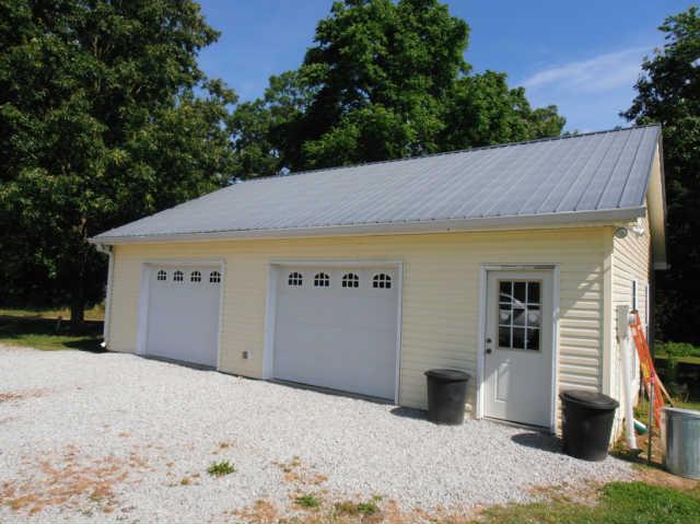 1050 England Road Dickson, TN 37055 - Photo 3 of 20 Gallery Image 3