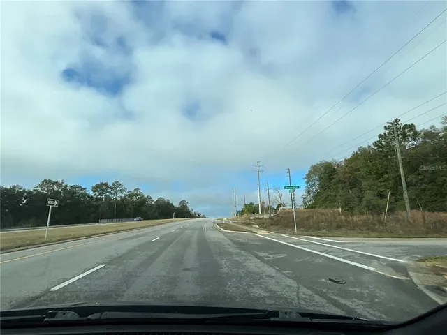 a view of a tennis court