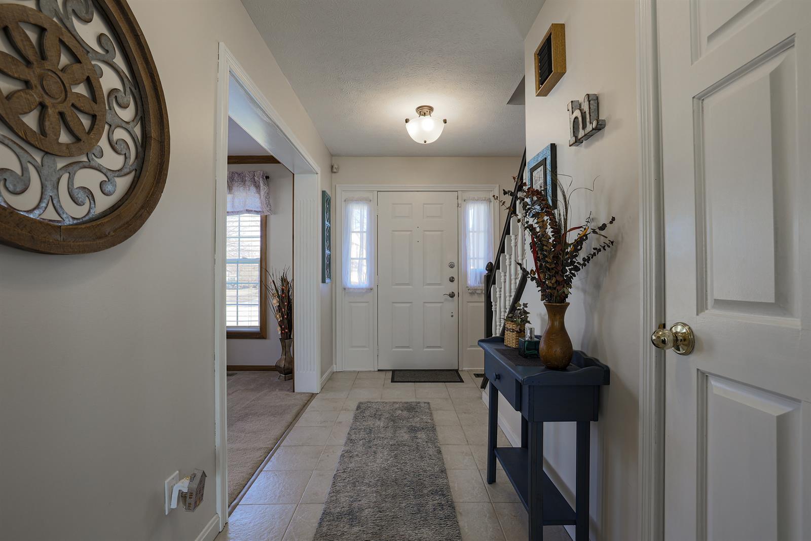 1203 Ryan Road Springfield, OH 45503 - Photo 4 of 30
